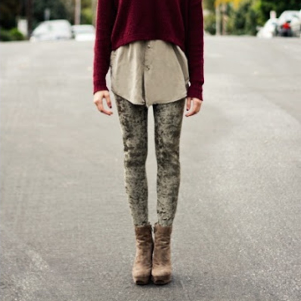 Crushed velvet leggings